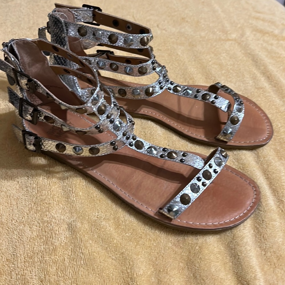 Mojo Moxy New Cone Studded Nomad Sansals in Silver